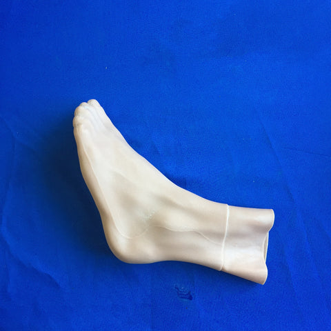 SKIN, FEET, LEFT