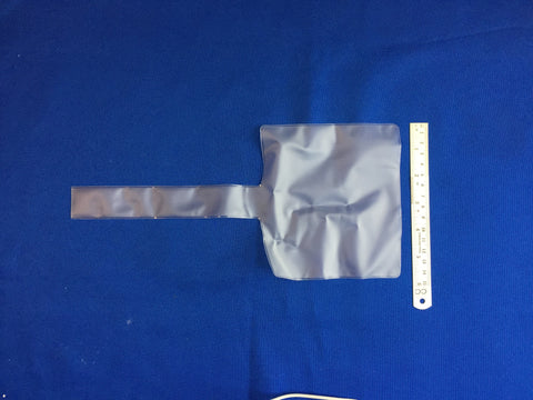 BLADDER, DISTENDED, STOMACH, VERS D